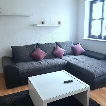 Ferienwohnung - Schlossblick